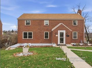 5240 Orchard Hill Dr, Pittsburgh, PA 15236