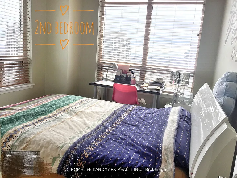 16 Harrison Garden Blvd #LPH08 — Photo 7