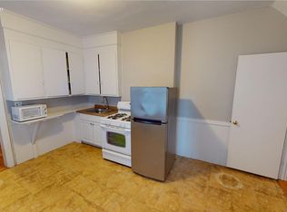 218 Banks St #7F, Cambridge, MA 02138