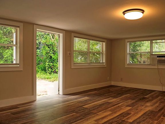 5th image of 1110 Hardy Ave