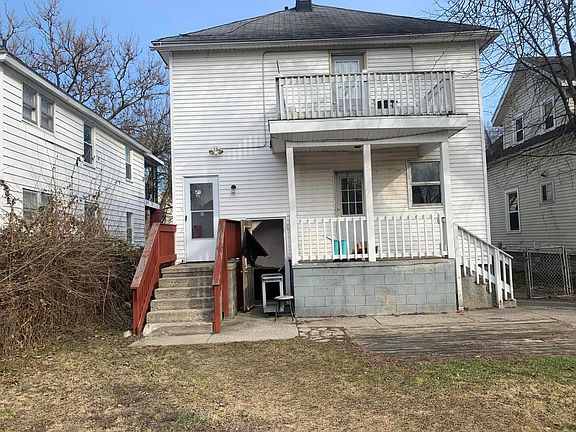 2nd image of 1319 Muskegon Ave NW