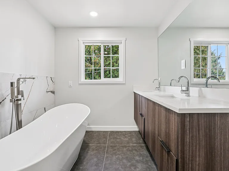 5114 Picnic Point Rd — Photo 33