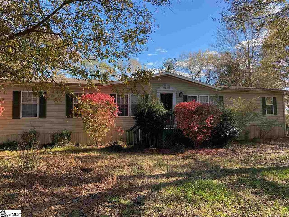 2nd image of 329 Skyline Rd