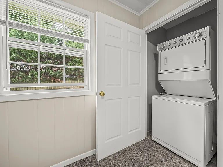 627 Rice Cir — Photo 11