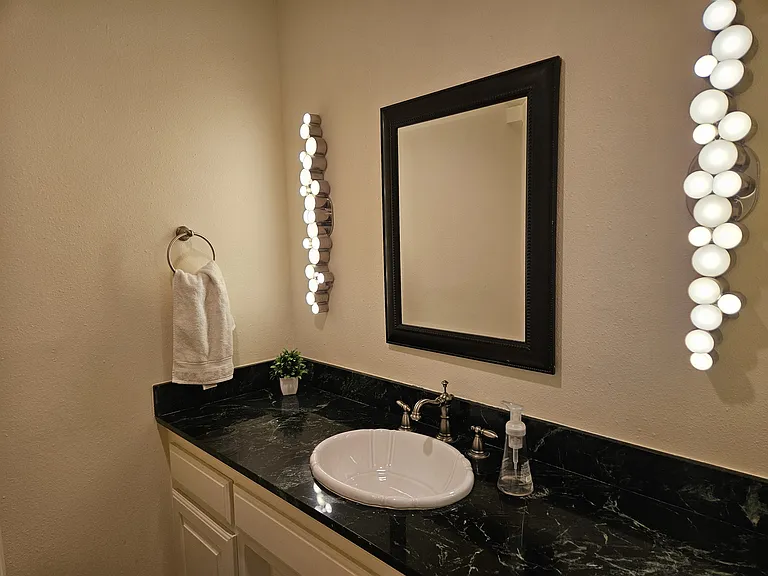 7024 Yamini Dr — Photo 9
