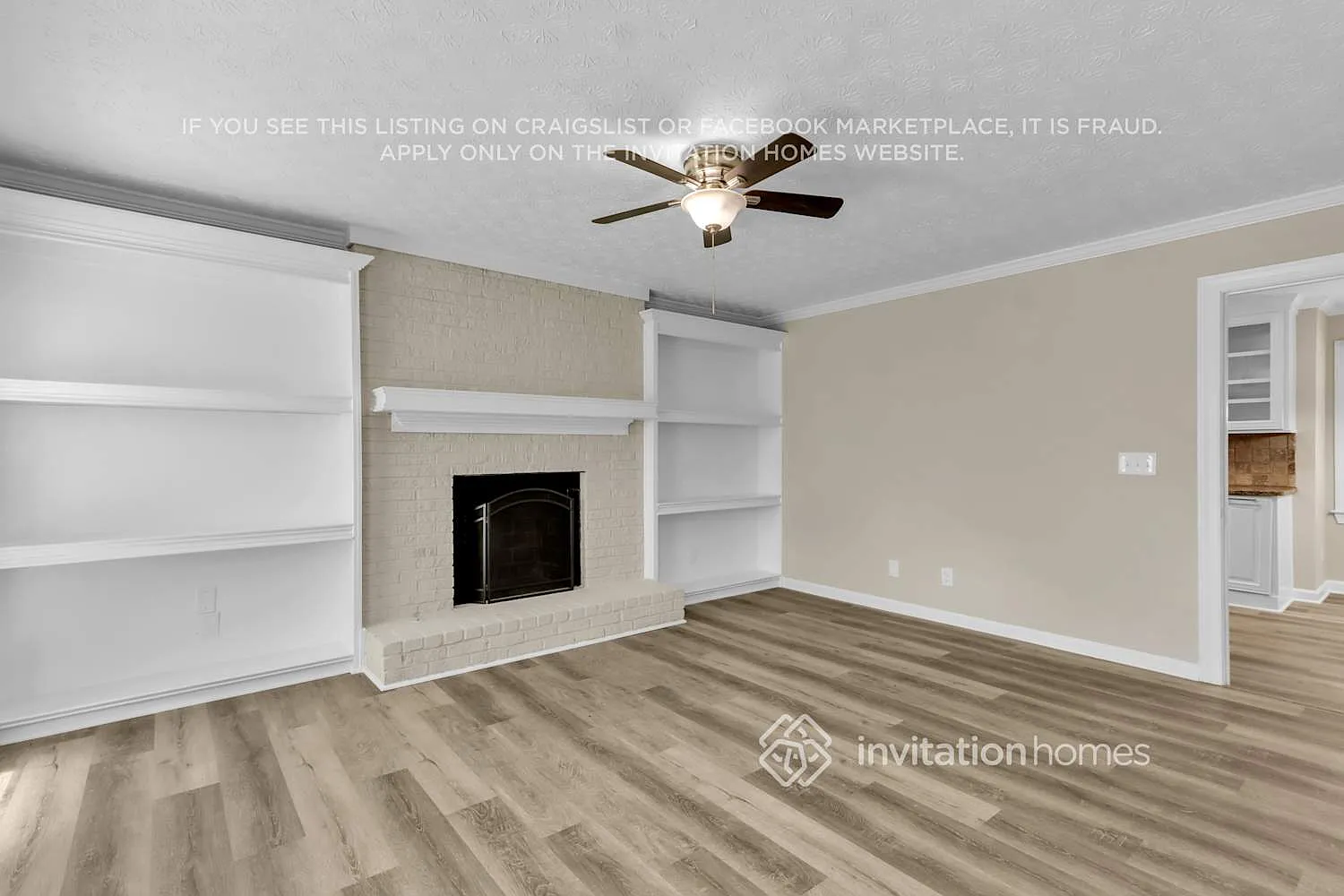 6412 Phillips Pl Lithonia, GA 30058 — Photo 2