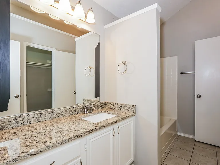 317 W Glen Meadow Dr — Photo 11