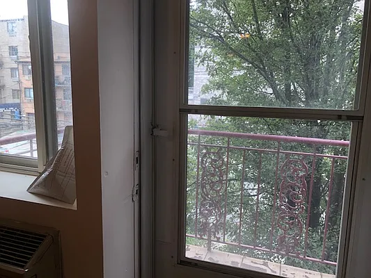 Rented by 18 REALTY | media 6