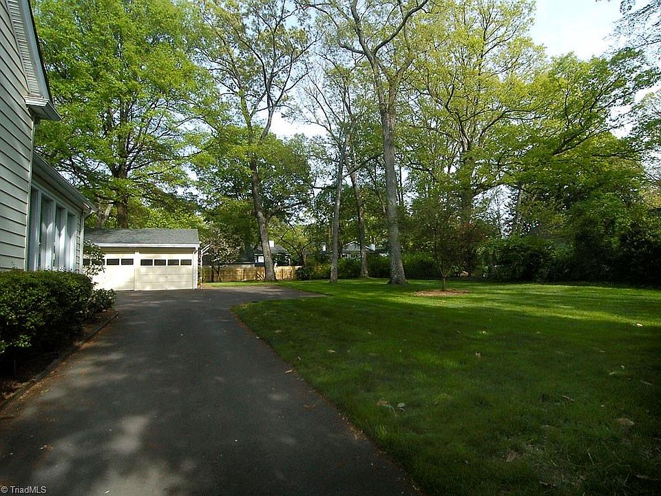 1st image of 743 Oaklawn Ave