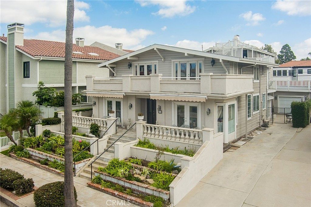 720 S Catalina Ave Redondo Beach CA 90277 MLS PV23198700 Zillow   Bc852bf6270853ec03c5f79e5e405243 Cc Ft 1536 