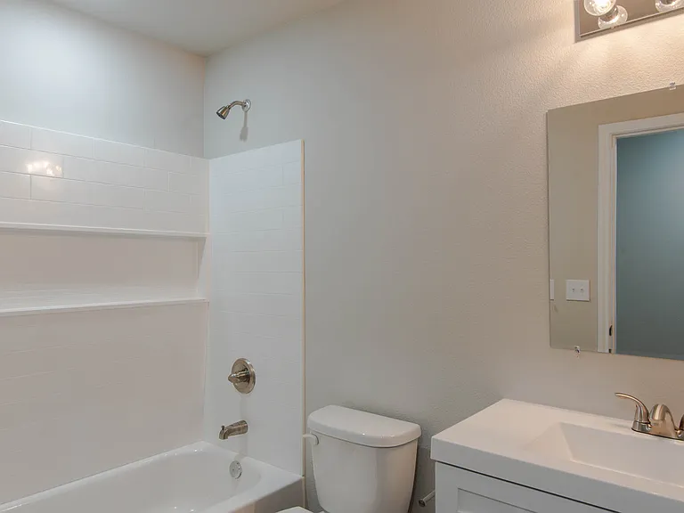 1014 Pine St — Photo 9