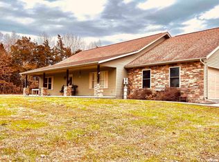 13496 Davidson Rd, Marion, IL 62959