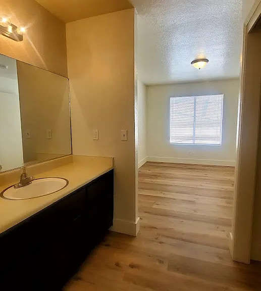 1911 E Saginaw Way #202 — Photo 11