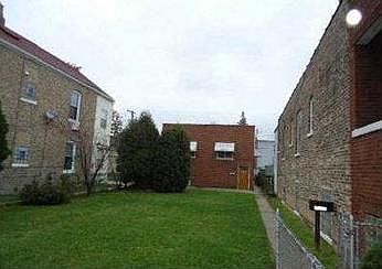 1st image of 2117 S 58th Ct