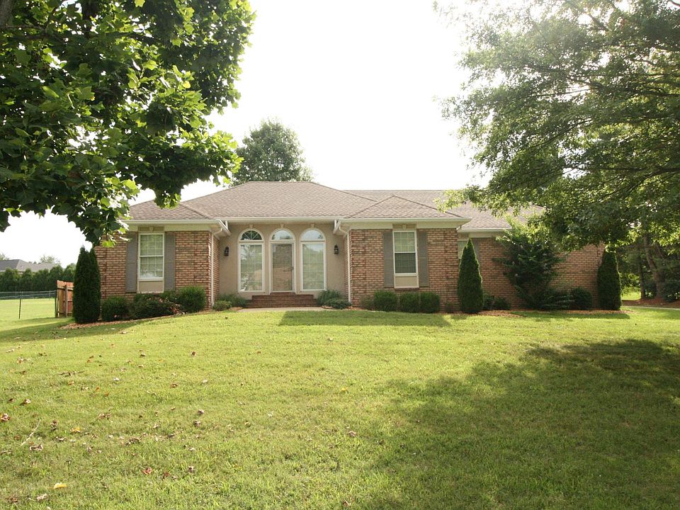 2nd image of 1203 Lake Rise Pl