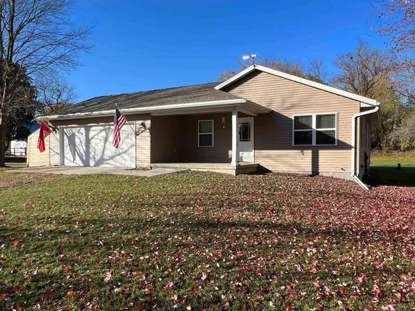 629 S Thomas St, Westfield, WI 53964