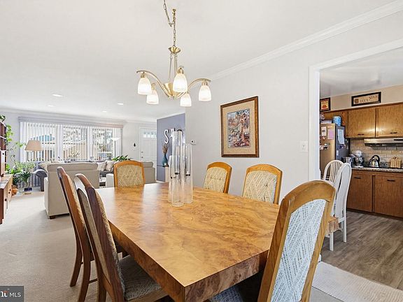 5th image of 4048 Carthage Rd