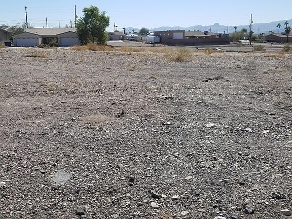 4th image of 2457 Anita Ave Lot 14