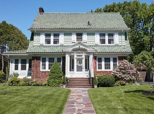 188 Oakland Rd, Maplewood, NJ 07040