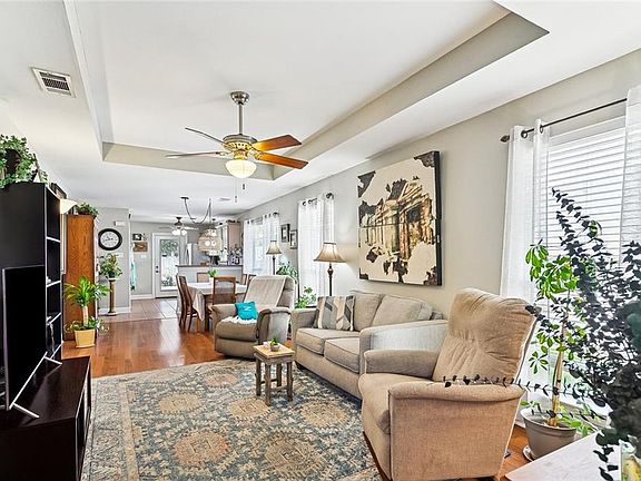 2nd image of 141 Emerald Pines Ct