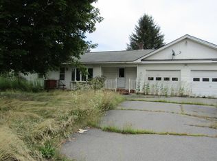 6 Hussey Rd, Albion, ME 04910