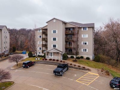 4094 Creek Hill Dr, Bettendorf, IA, 52722