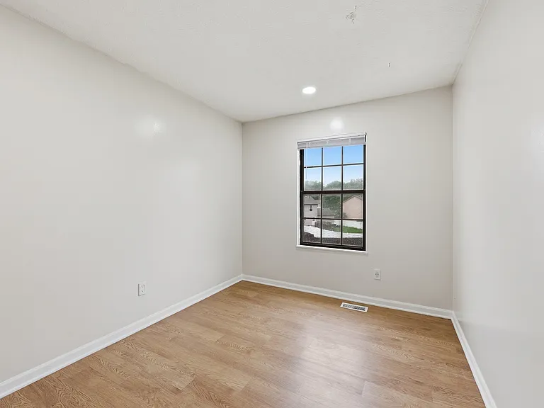 1600 Rock Creek Dr — Photo 28