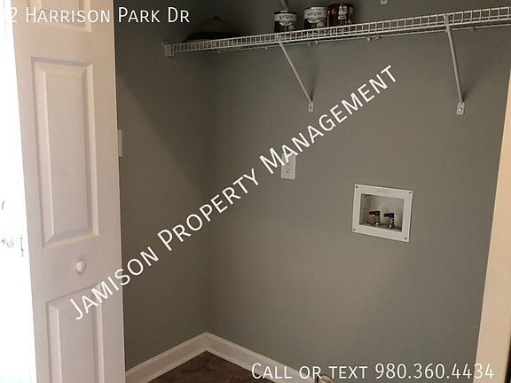 4th image of 1902 Harrison Park Dr