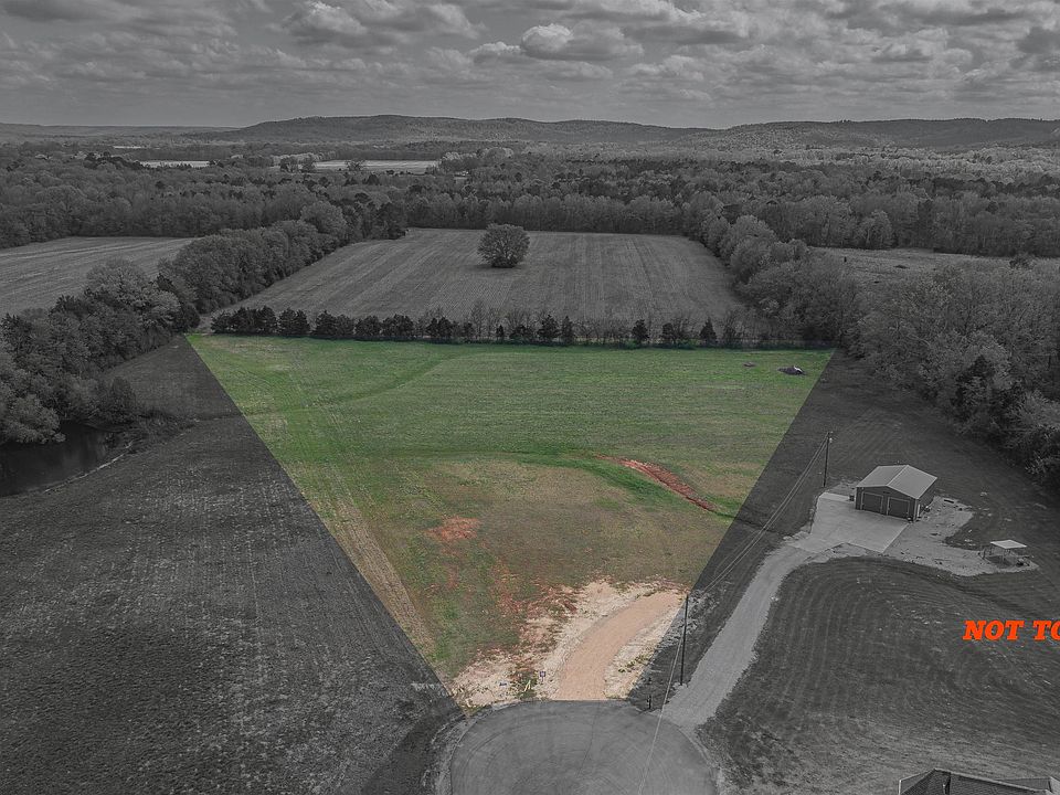 1st image of 149 Isom Dr