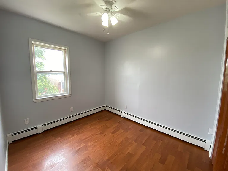 123 W 19th St #5 — Photo 7