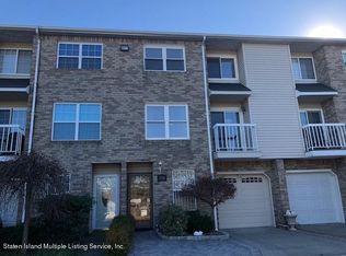 355 Hylan Blvd #A, Staten Island, NY 10305