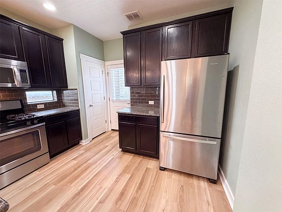 2nd image of 2101 Rivers Edge Way APT 29