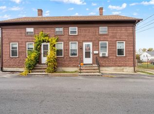 73 W Pontiac St, Warwick, RI 02886