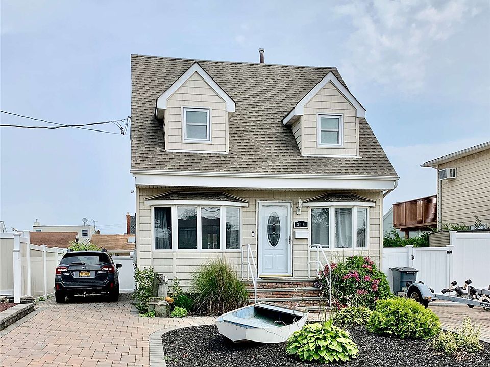 1st image of 315 West Dr
