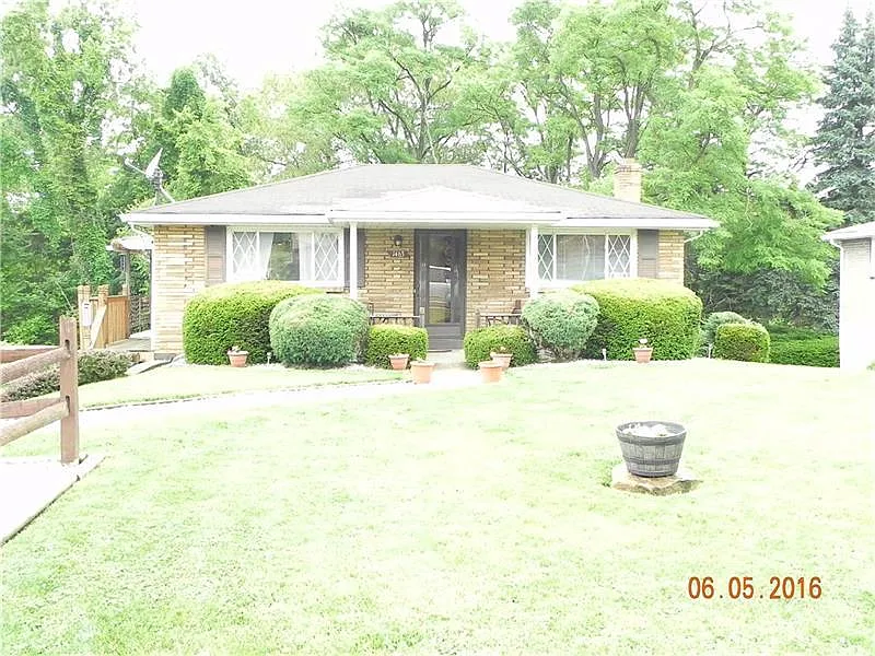 1463 Madden Dr photo 1