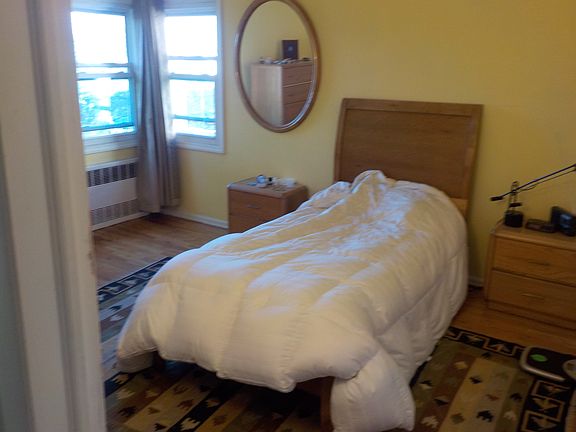 5th image of 1115 Lloyd St