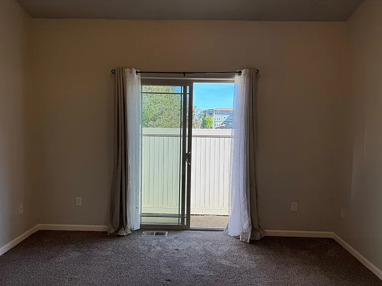 2350 NE Mary Rose Pl #2 — Photo 26