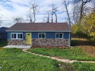 417 W Carter Dr, North Versailles, PA 15137