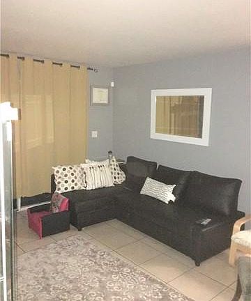 5th image of 16377 Lakeshore Dr Unit 4B