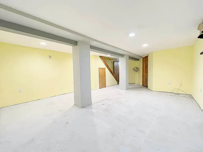 589 Decatur St #1 — Photo 15