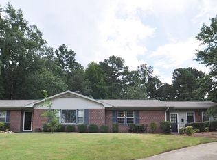 1100 Armstrong Ln, Tupelo, MS 38804