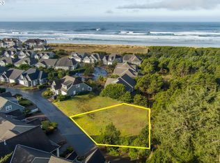 SW Arbor Dr #113, South Beach, OR 97366