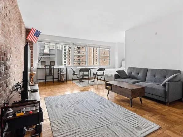 155 E 34th St APT 9V, New York, NY 10016
