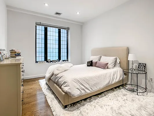 Rented by Brown Harris Stevens | media 13