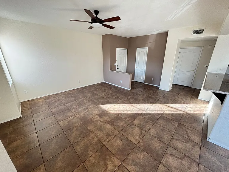 1505 Blackcombe St #101 — Photo 11