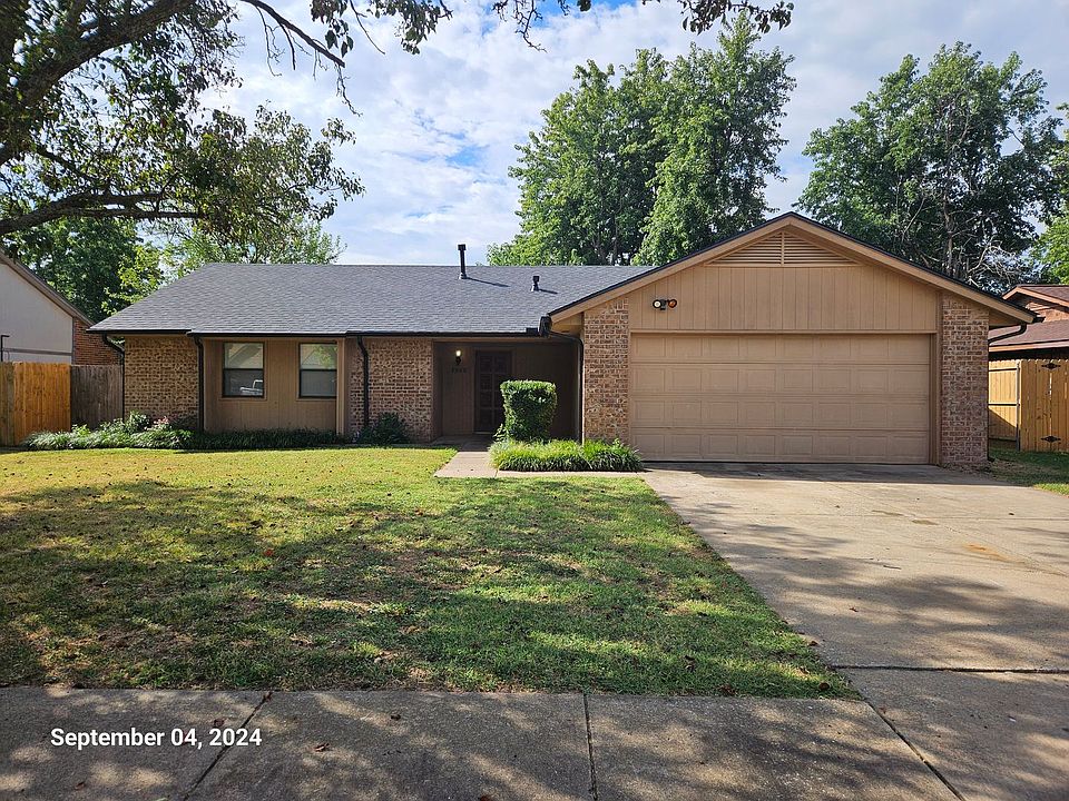 1st image of 2300 Meridian Dr