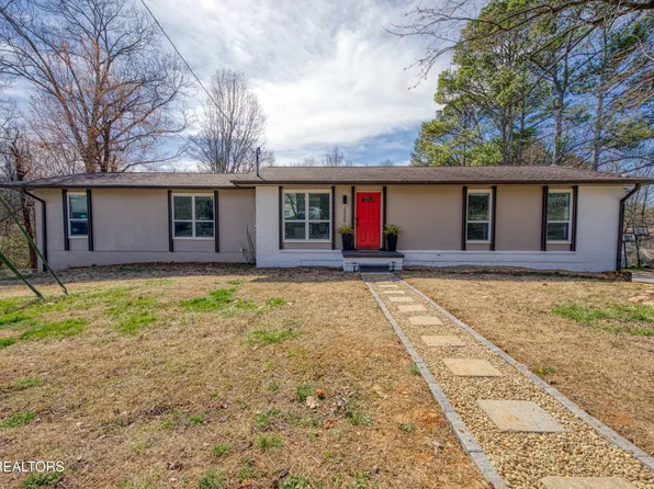 2325 Woods Smith Rd, Knoxville, TN 37921