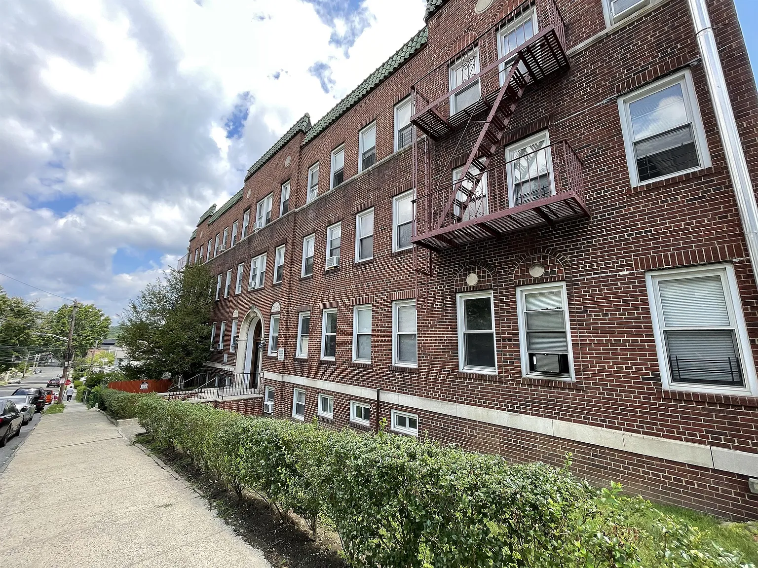 98 Harding Wp Llc: - Llb- (Y2) — Photo 1
