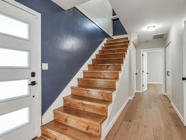 1209 NW 11th St — Photo 24