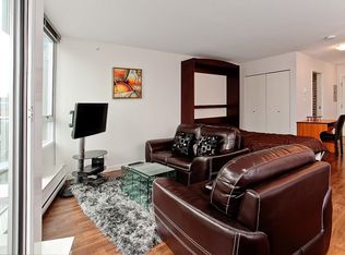 233 Robson St #306, Vancouver, BC V6B 0E8